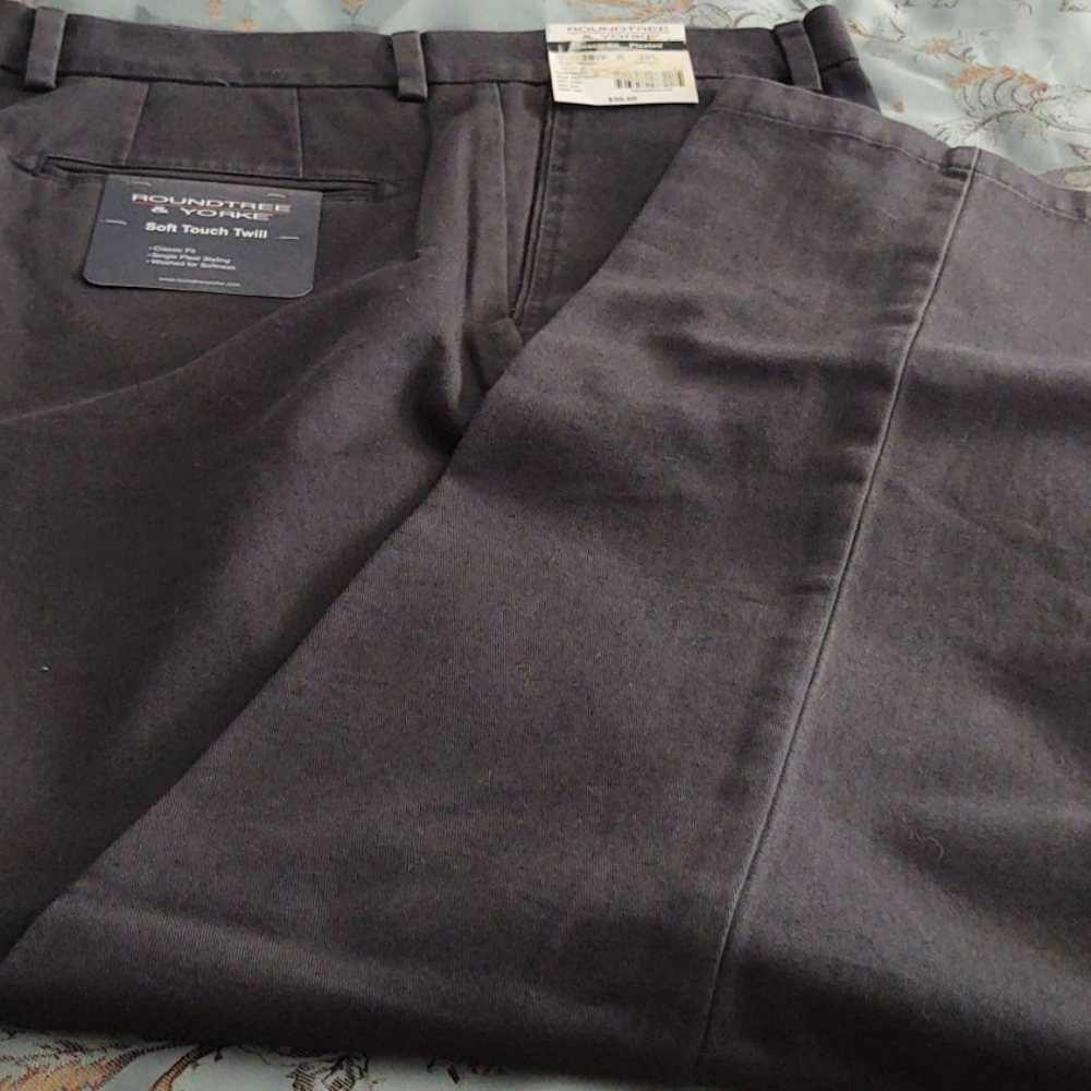 Men pants new